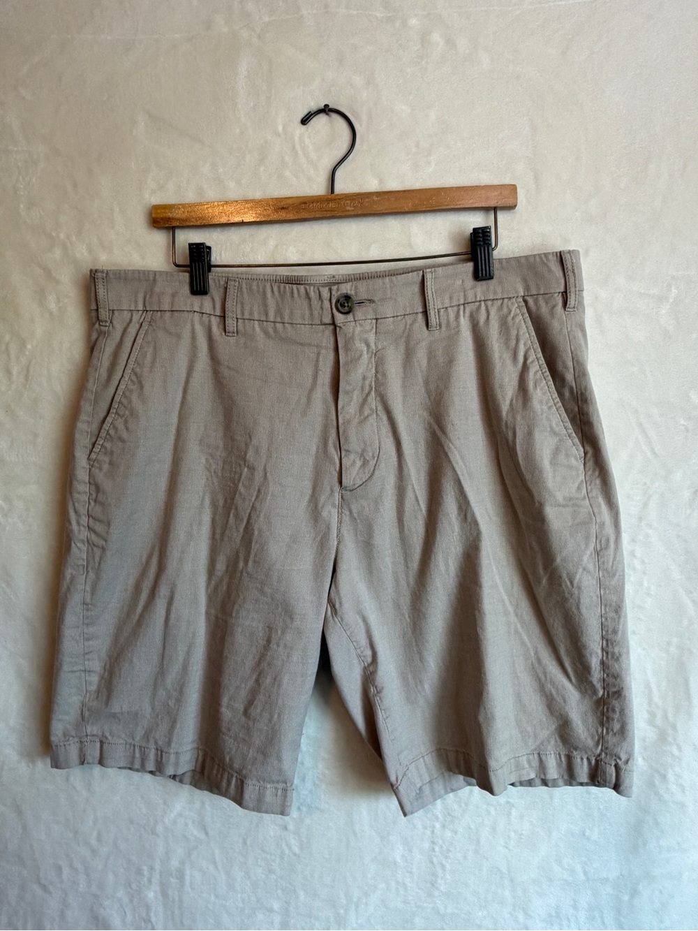 Marc Anthony Men's Flat Front Shorts - Light Taupe Men’s 38